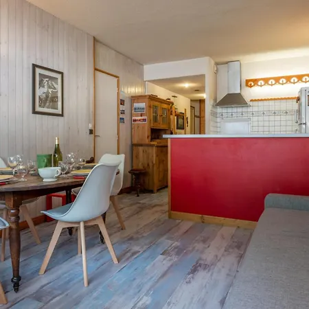 In The Center Of With Views Of Mont Blanc * Chamonix