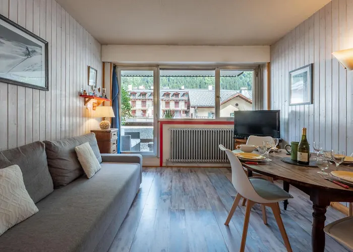 In The Center Of With Views Of Mont Blanc Chamonix