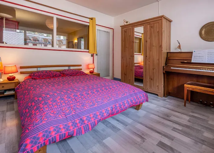 In The Center Of With Views Of Mont Blanc Apartment