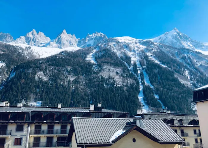 In The Center Of With Views Of Mont Blanc Apartment