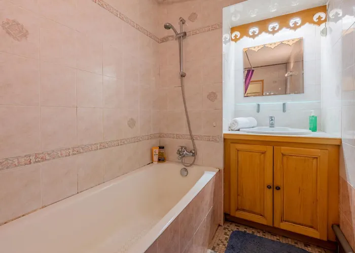 Apartment In The Center Of With Views Of Mont Blanc