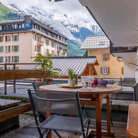 アパート In The Center Of With Views Of Mont Blanc